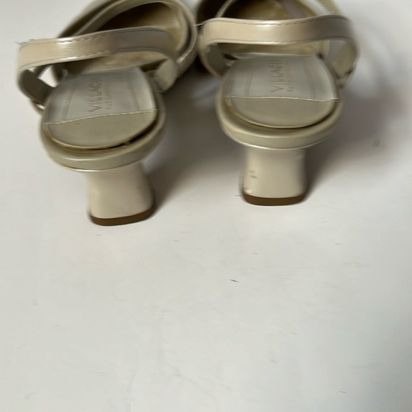 Villager Shoes Kitten Heels - Picture 3 of 15